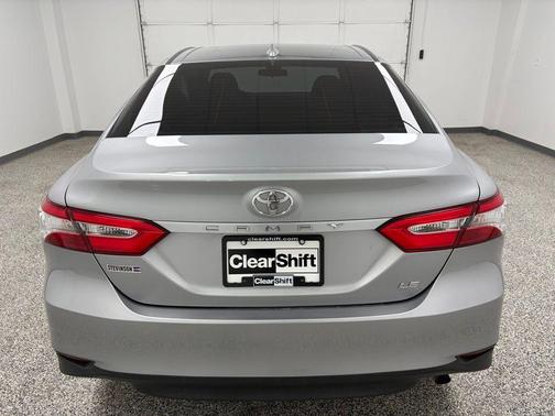 Celestial Silver Metallic 2019 Toyota Camry LE