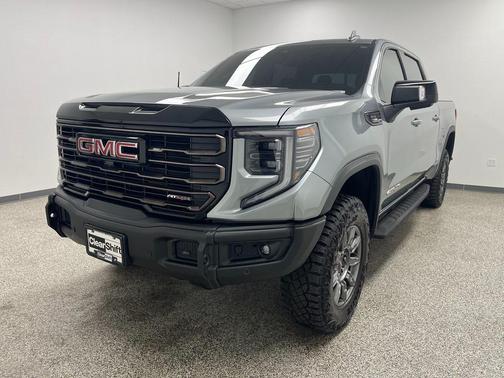 2025 GMC Sierra 1500 AT4X
