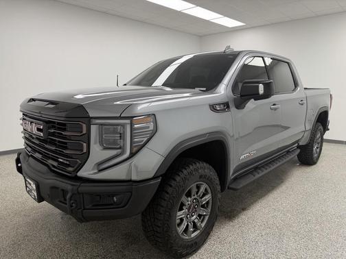 2025 GMC Sierra 1500 AT4X