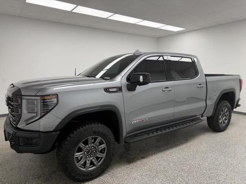 2025 GMC Sierra 1500 AT4X