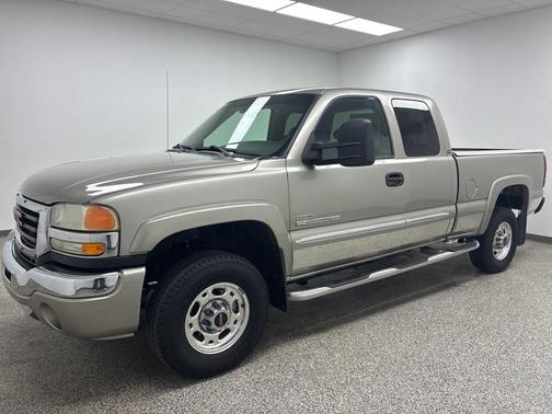 2003 GMC Sierra 2500 SLE H/D Extended Cab