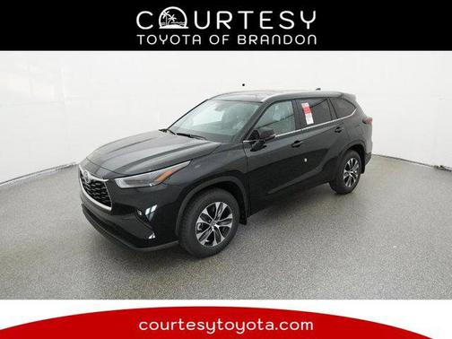 2026 Toyota Highlander XLE