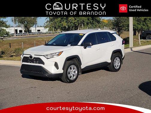 2025 Toyota RAV4 LE