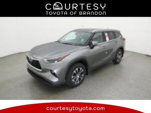 2026 Toyota Highlander XLE