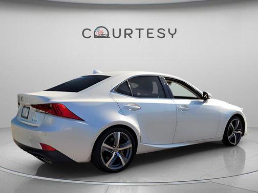 2019 Lexus IS 300 Base