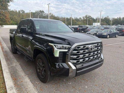 2025 Toyota Tundra Hybrid Platinum