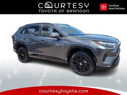 2023 Toyota RAV4 Hybrid SE