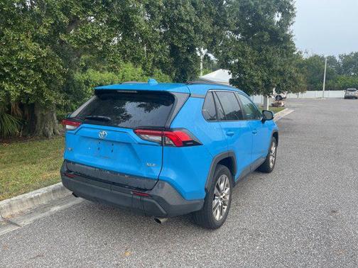 2021 Toyota RAV4 XLE Premium
