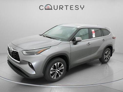 2026 Toyota Highlander XLE