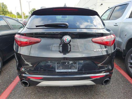2020 Alfa Romeo Stelvio Sport