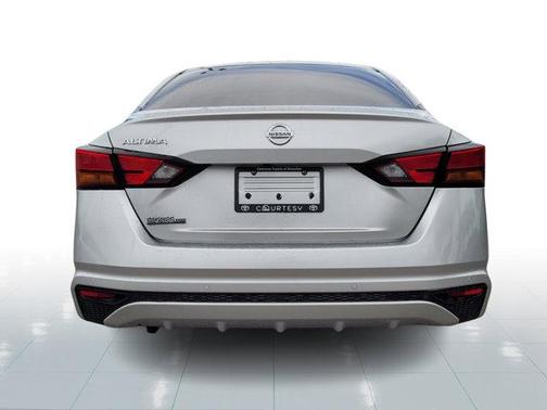 2021 Nissan Altima S FWD