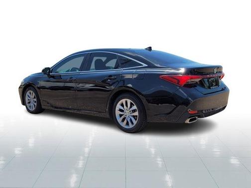 2021 Toyota Avalon XLE
