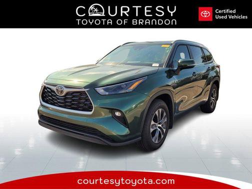 2025 Toyota Highlander XLE