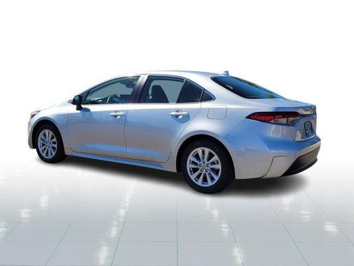 2025 Toyota Corolla Hybrid SE