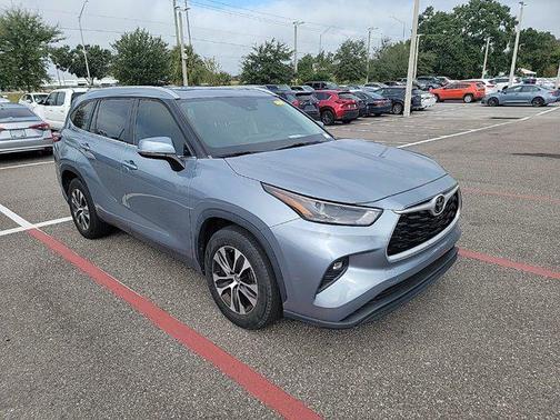 2023 Toyota Highlander L