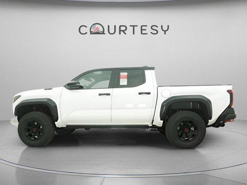 2025 Toyota Tacoma Hybrid TRD Pro