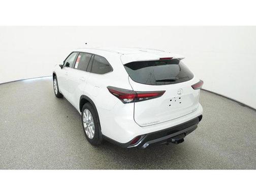 2025 Toyota Highlander Hybrid Limited