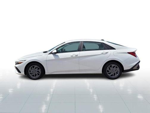 2024 Hyundai ELANTRA HEV Blue