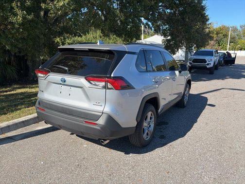 2024 Toyota RAV4 Hybrid SE