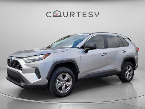 2024 Toyota RAV4 Hybrid SE