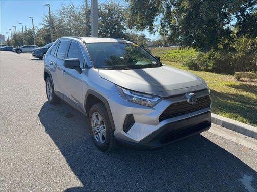 2024 Toyota RAV4 Hybrid SE