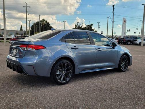 2025 Toyota Corolla Hybrid SE