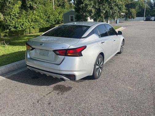 2019 Nissan Altima 2.5 SV