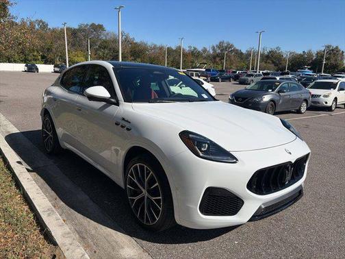 2023 Maserati Grecale Modena