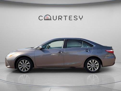 2017 Toyota Camry XLE