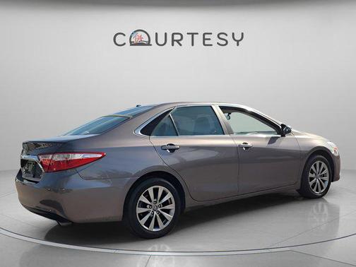 2017 Toyota Camry XLE