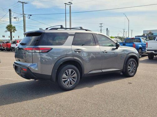 2025 Nissan Pathfinder SV 4WD