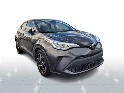 2022 Toyota C-HR XLE