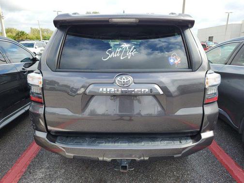 2022 Toyota 4Runner SR5