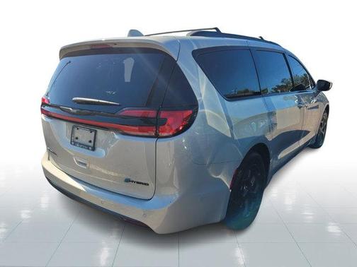 2021 Chrysler Pacifica Hybrid Limited