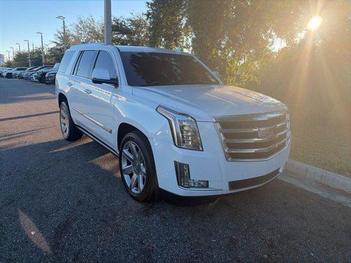 2020 Cadillac Escalade Premium Luxury