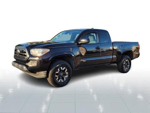2018 Toyota Tacoma SR