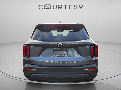 2021 Kia Sorento LX