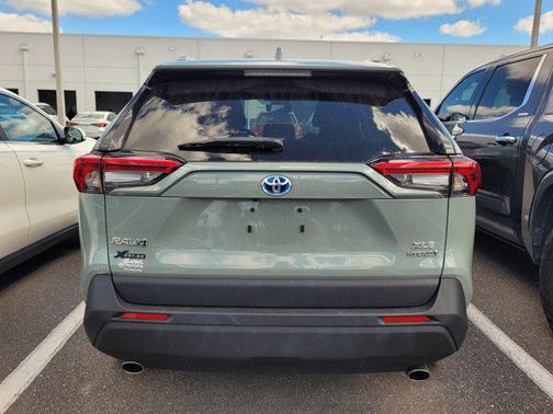 2023 Toyota RAV4 Hybrid XLE