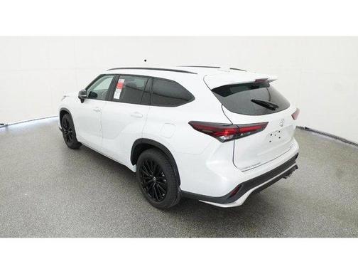 2026 Toyota Highlander XSE