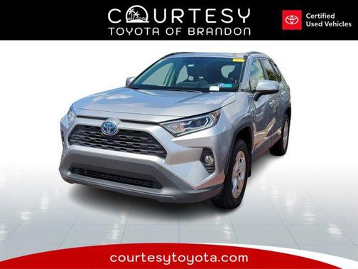 2020 Toyota RAV4 Hybrid XLE