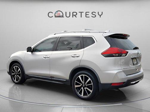 2017 Nissan Rogue SL