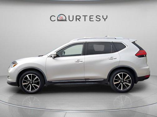 2017 Nissan Rogue SL