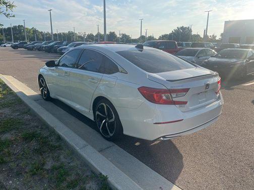 2022 Honda Accord Hybrid Base