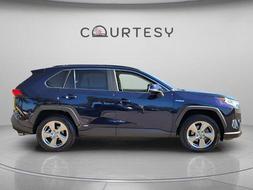 2021 Toyota RAV4 Hybrid XLE Premium