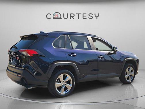 2021 Toyota RAV4 Hybrid XLE Premium