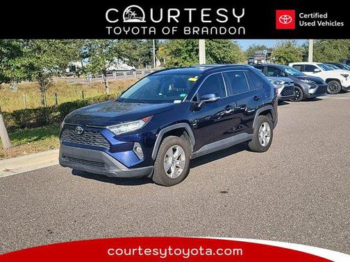 2020 Toyota RAV4 XLE