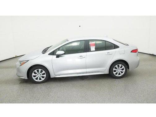 2025 Toyota Corolla Hybrid SE