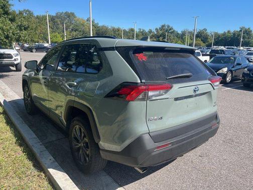2023 Toyota RAV4 Hybrid XLE Premium