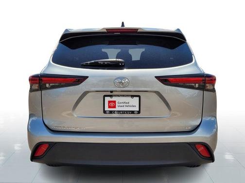 2025 Toyota Highlander LE
