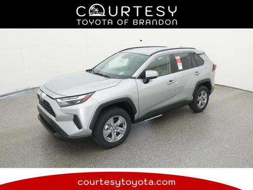 2025 Toyota RAV4 Hybrid XLE